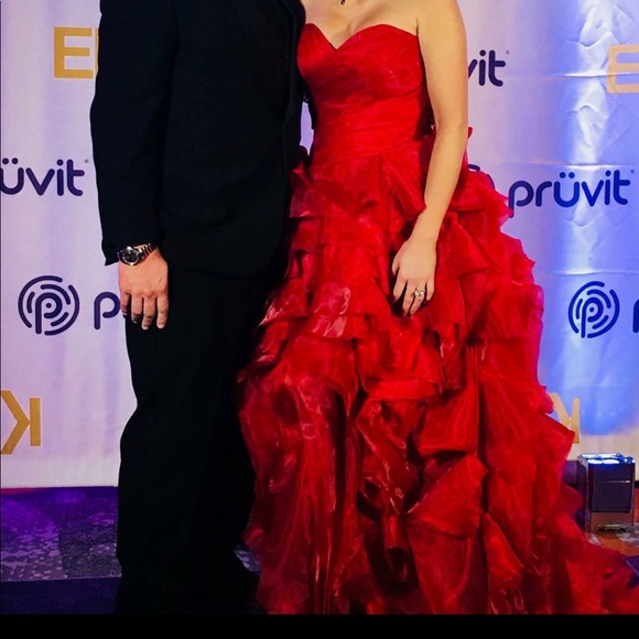 Dress - Picture 2 of 2